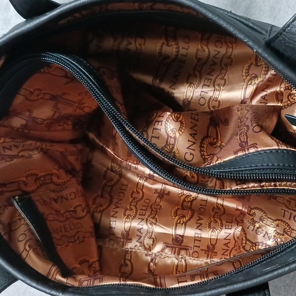 Tignanello Leather Bag 3Big pockets 2 zip 2 slip pockets zippered closure Silver - Picture 9 of 9